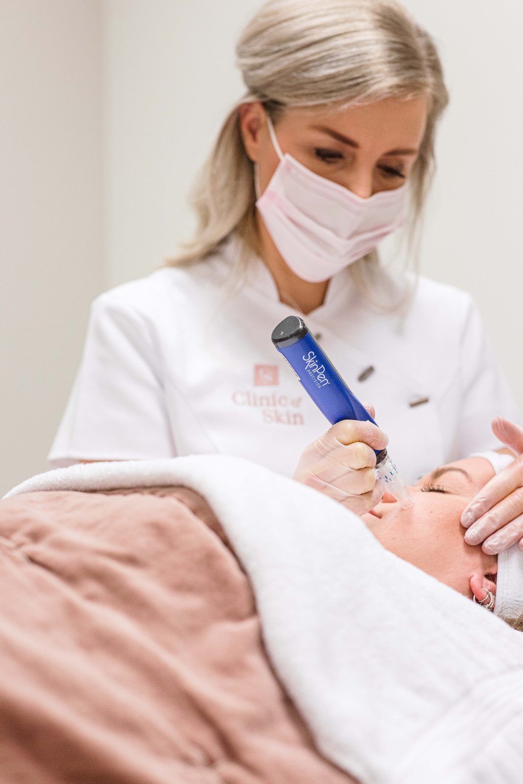 Huidkliniek Westland behandeling gezicht met specialistische huidtherapie